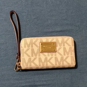 MK wristlet